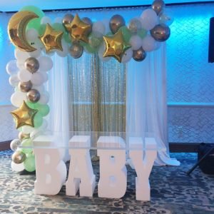 TWINKLE LITTLE STAR balloon ARCH and baby table The Brat Shack