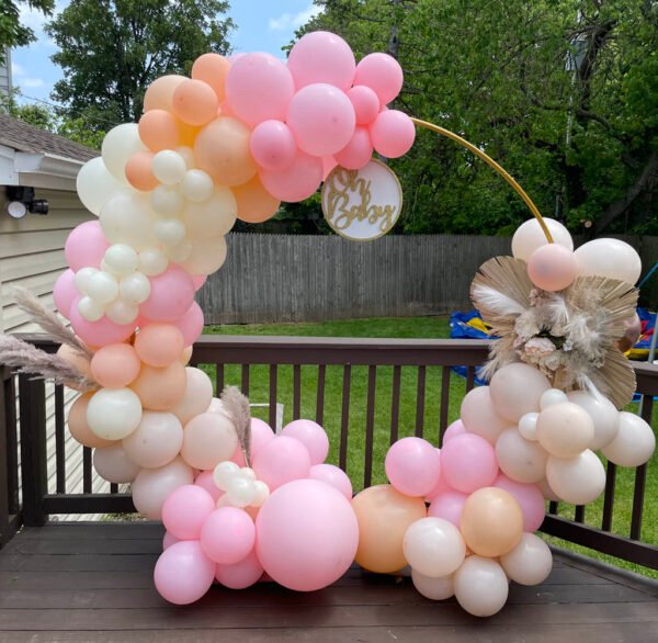 ring balloon arch The Brat Shack